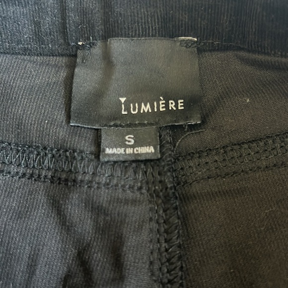 Women’s black soft shorts - Picture 5 of 7